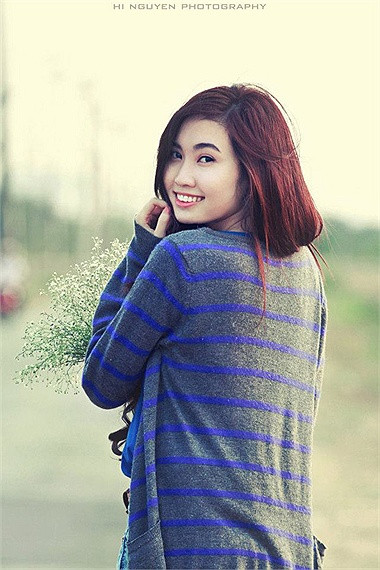 Ngoài học tập, Khánh Linh còn có 'nghề tay trái' là làm model và tham gia diễn xuất trong các clip quảng cáo