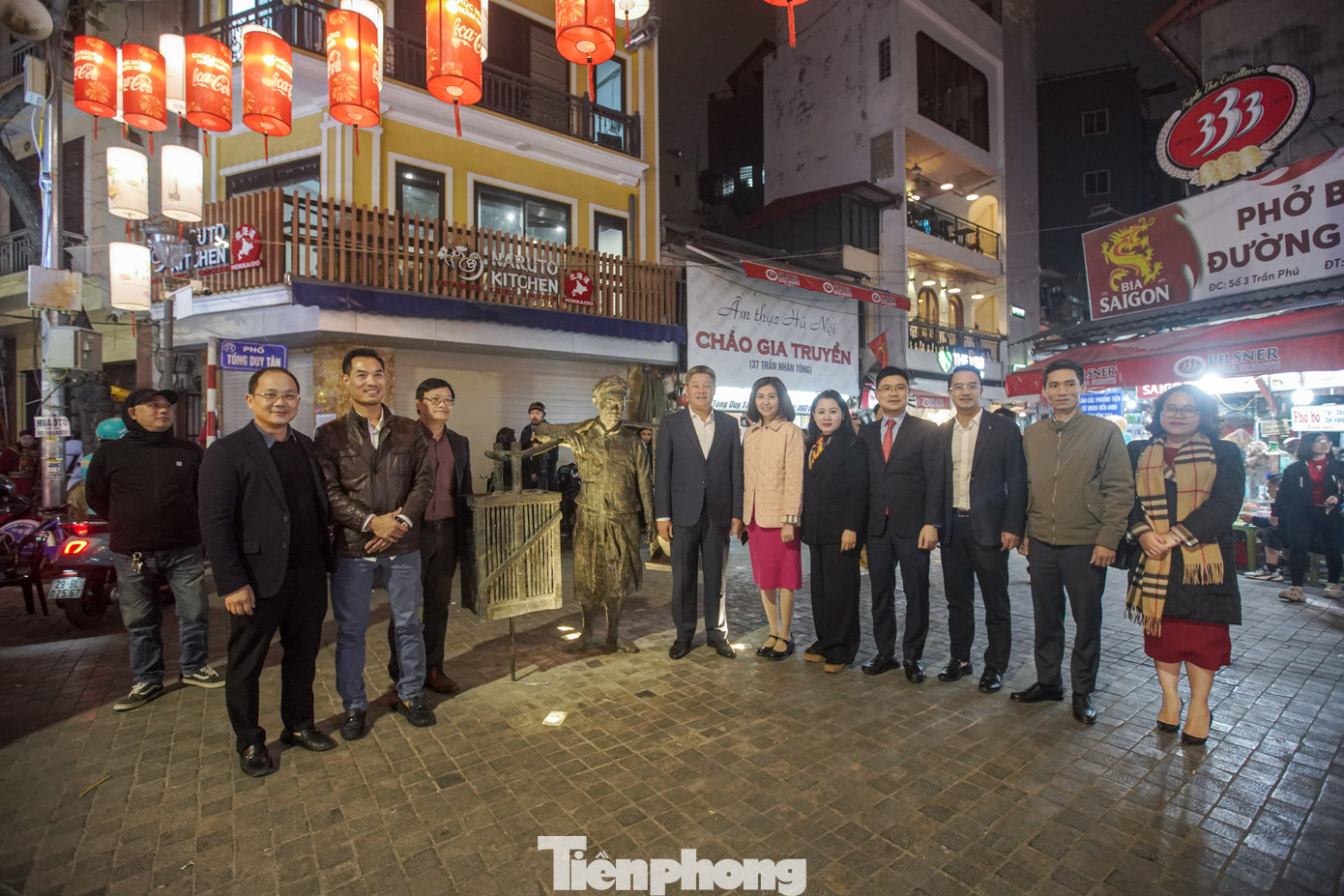 Công trình thu hút và trở thành 1 điểm check-in của nhiều du khách khi tham quan tuyến phố.