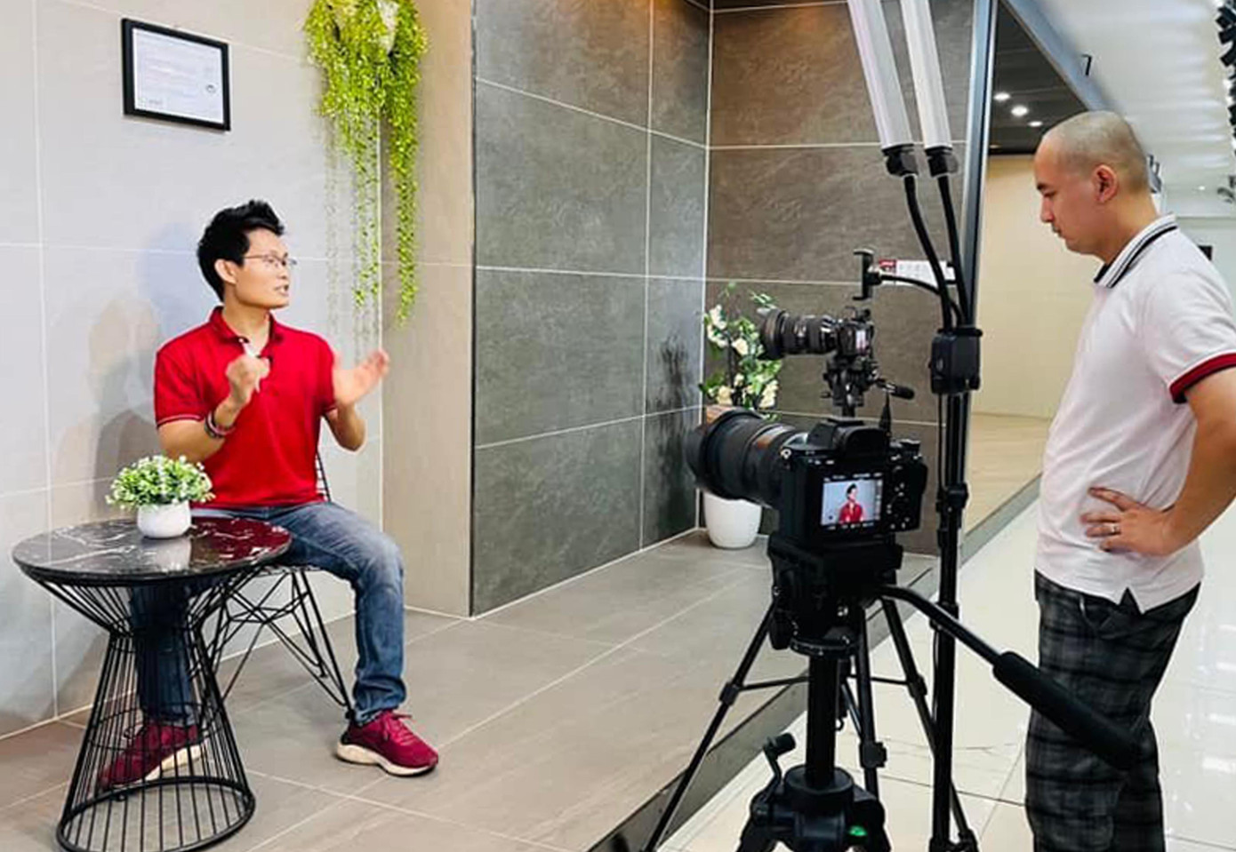 Anh Ba không ngại đầu tư cho các video dạy yoga miễn phí