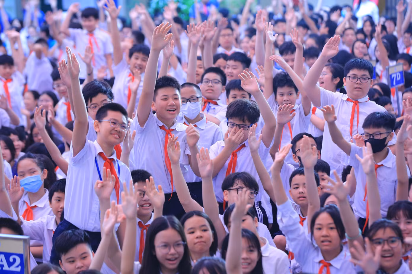 Học sinh hào hứng trả lời câu hỏi bảo vệ môi trường