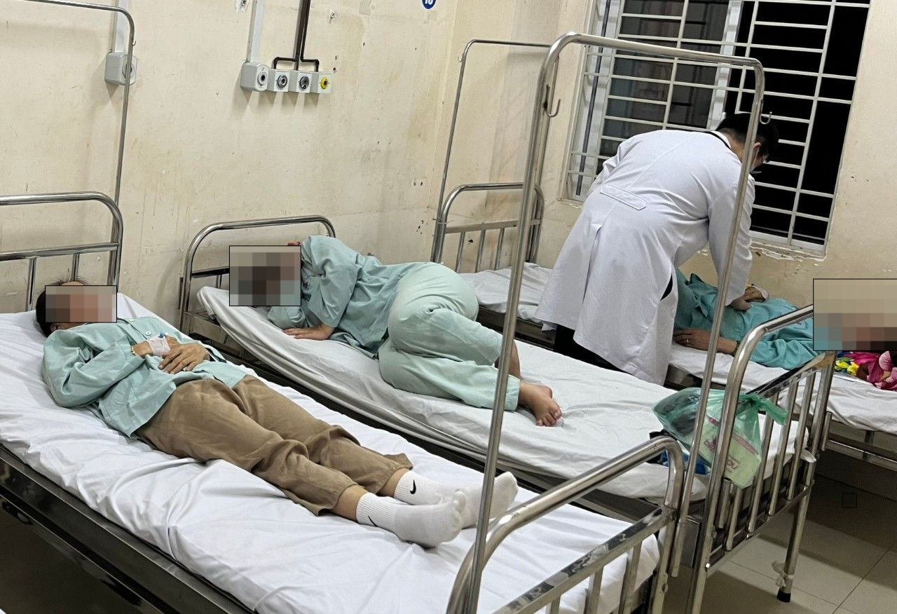 Các bệnh nhân đang được điều trị tại Bệnh viện Long Khánh