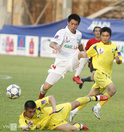 Lee Nguyễn: 'Việt Nam xem cầu thủ như trẻ con' ảnh 2