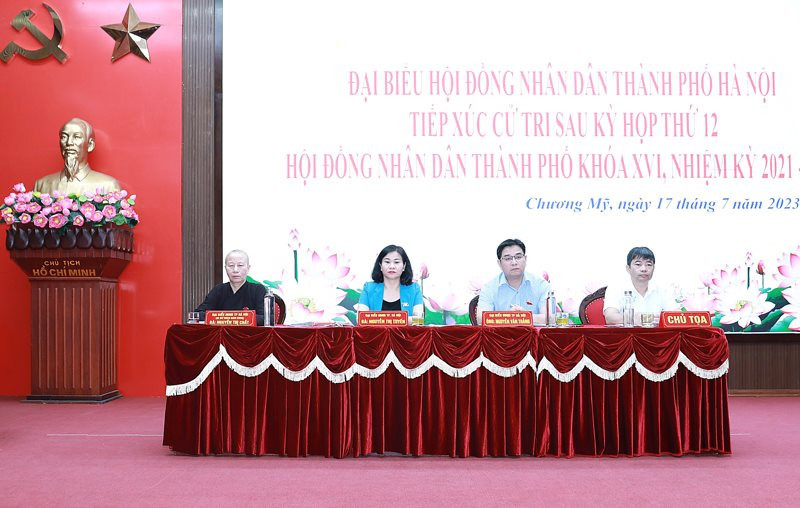 Các đại biểu HĐND thành phố Hà Nội dự Hội nghị tiếp xúc cử tri huyện Chương Mỹ