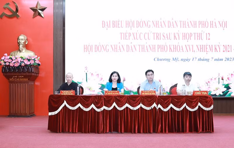 Các đại biểu HĐND thành phố Hà Nội dự Hội nghị tiếp xúc cử tri huyện Chương Mỹ Các đại biểu HĐND thành phố Hà Nội dự Hội nghị tiếp xúc cử tri huyện Chương Mỹ
