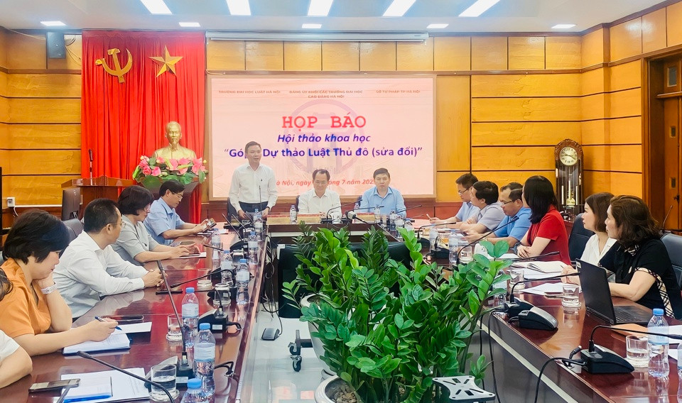 Toàn cảnh buổi họp báo sáng ngày 28/7