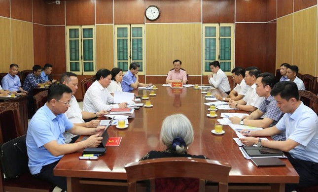 Bí thư Thành ủy Hà Nội tiếp bà Bùi Thị Thanh chiều ngày 11/7 Bí thư Thành ủy Hà Nội tiếp bà Bùi Thị Thanh chiều ngày 11/7