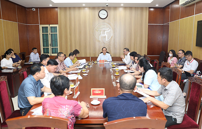 Quang cảnh buổi tiếp công dân chiều ngày 19/7 Quang cảnh buổi tiếp công dân chiều ngày 19/7