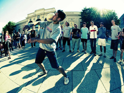 Nam The Man biểu diễn tại châu Âu