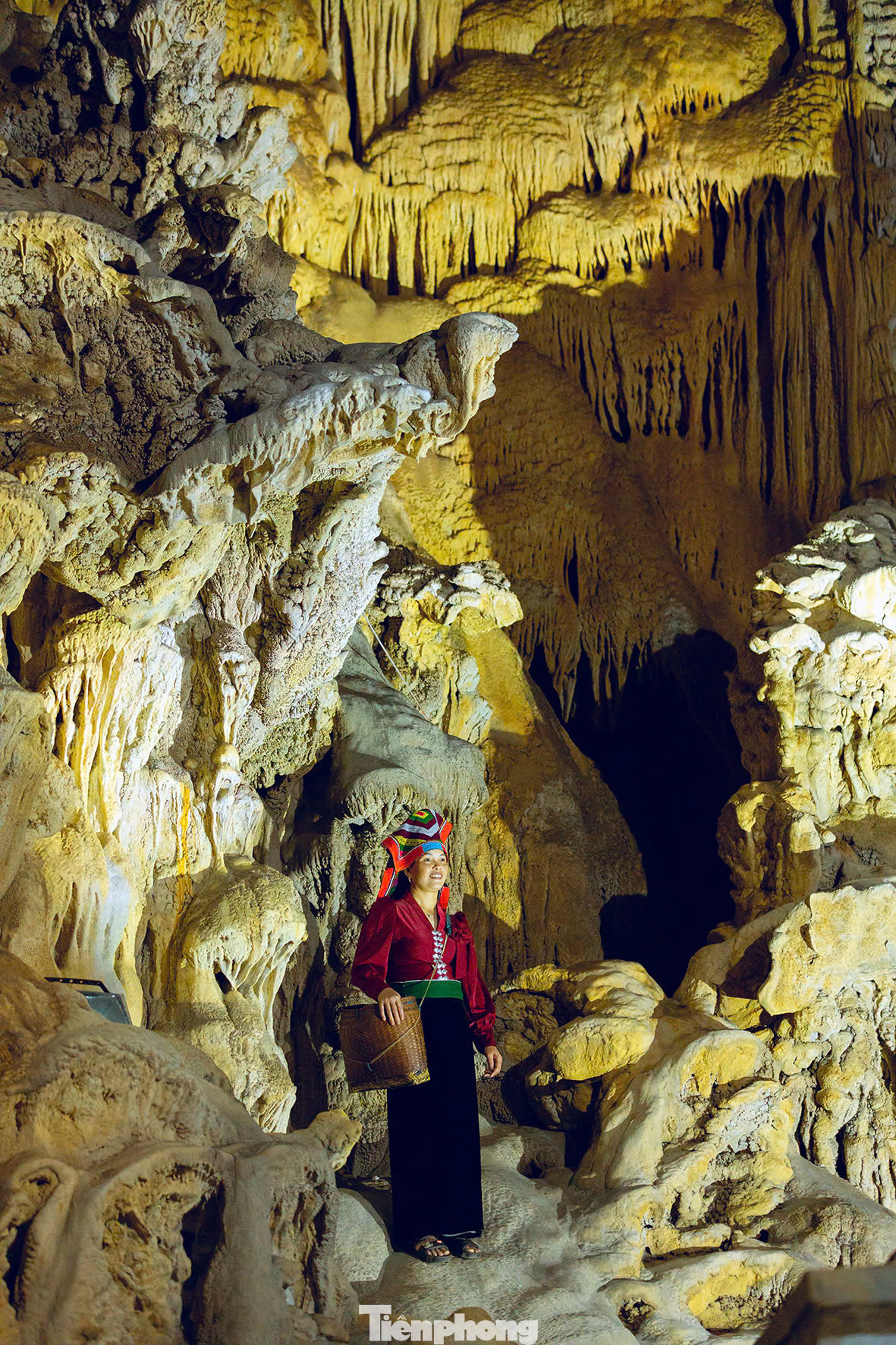 Hang Chi Đảy có vẻ đẹp huyền ảo, nhưng chính quyền địa phương vẫn chưa phát huy được lợi thế để phát triển du lịch.