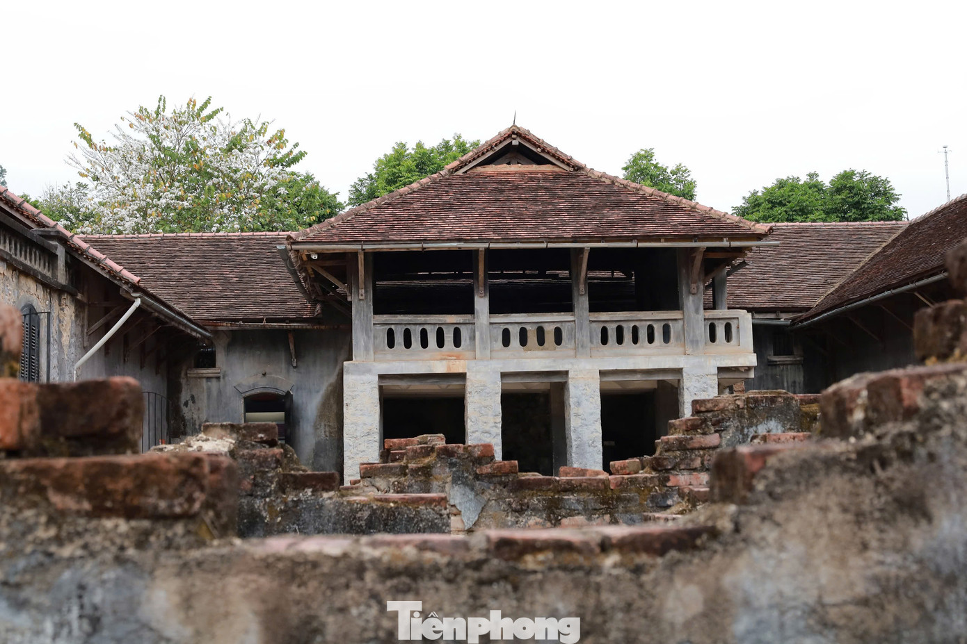 Theo bà Ngô Thị Hải Yến, trong những năm gần đây lượng khách du lịch về tham quan các danh lam, thắng cảnh, di tích lịch sử tại Sơn La và vùng Tây Bắc ngày một đông. Trong hành trình tham quan, rất nhiều du khách đều dừng chân tại nhà tù Sơn La.