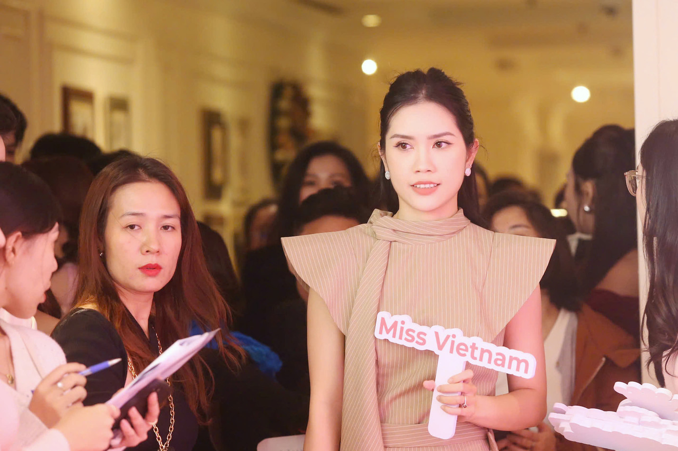 Khởi động cuộc thi Hoa hậu Việt Nam năm 2024: Rạng rỡ Việt Nam ảnh 20 Khởi động cuộc thi Hoa hậu Việt Nam năm 2024: Rạng rỡ Việt Nam ảnh 20