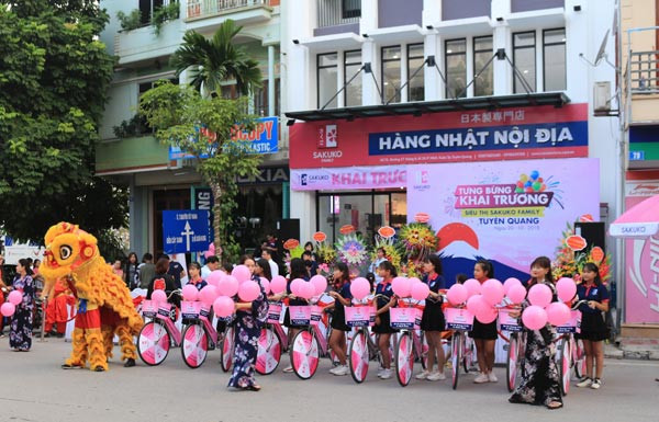 'Làn gió' tiêu dùng mới mẻ ghé thăm thành phố Tuyên Quang ảnh 6