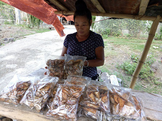 Kiếm bộn tiền từ nghề cá khô sông Đà ảnh 10