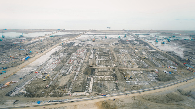 Hoa hậu Tiểu Vy và David Beckham xuất hiện bên xe Vinfast ảnh 35