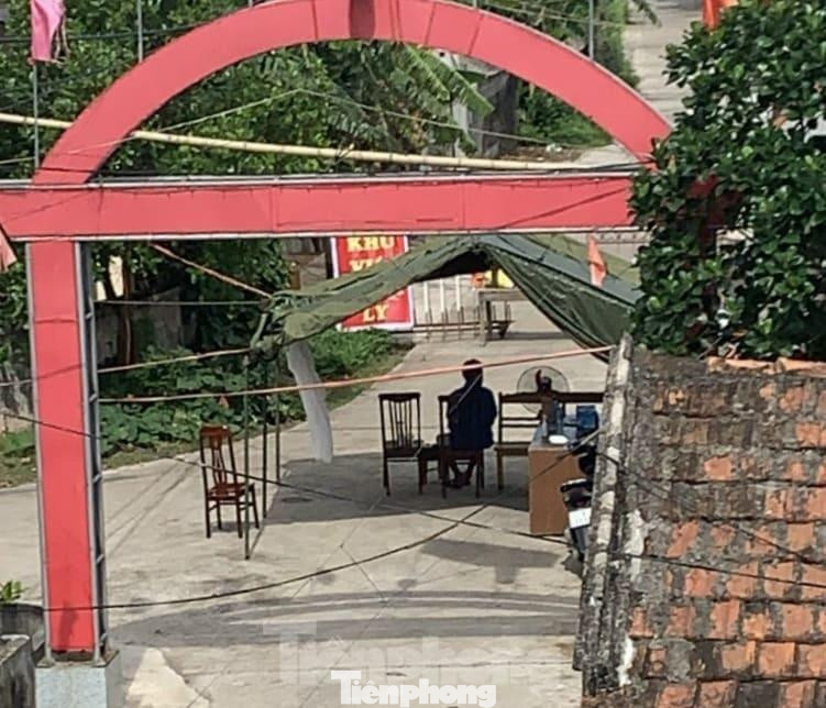 Các địa bàn có người mắc COVID-19 tại Thái Bình đều bị phong toả - Ảnh: Hoàng Long Các địa bàn có người mắc COVID-19 tại Thái Bình đều bị phong toả - Ảnh: Hoàng Long