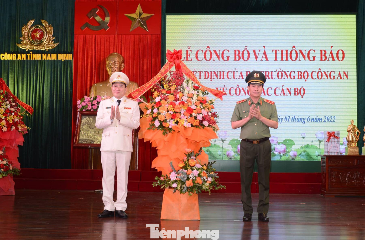 Đại tá Phạm Văn Long được điều động nhận nhiệm vụ mới tại Cục Cảnh sát Phòng chống tội phạm về ma tuý - Ảnh: Hoàng Long