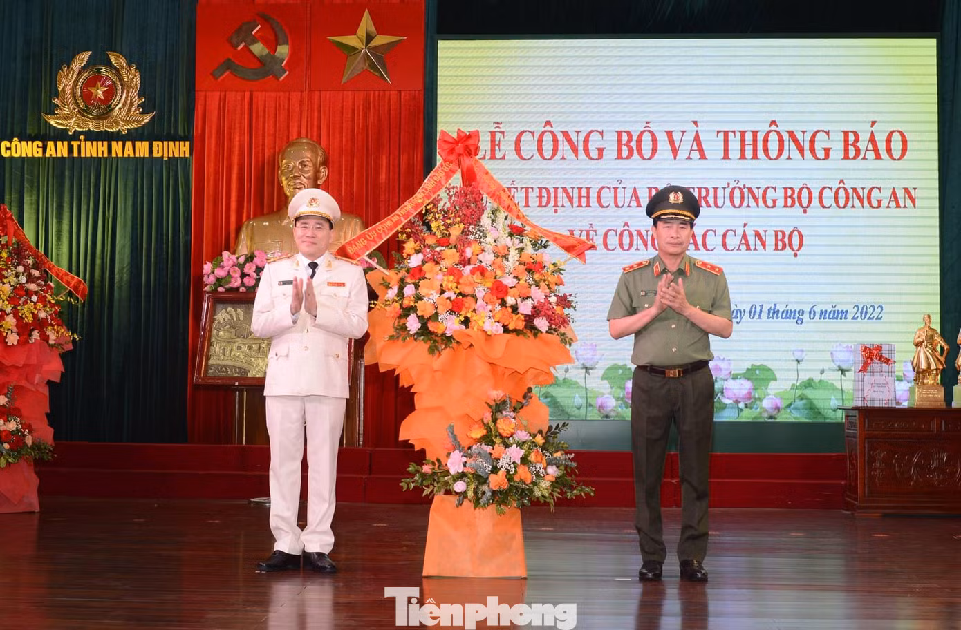 Đại tá Phạm Văn Long được điều động nhận nhiệm vụ mới tại Cục Cảnh sát Phòng chống tội phạm về ma tuý - Ảnh: Hoàng Long