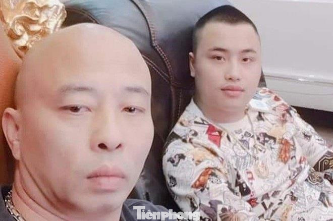 Đường "Nhuệ" và con nuôi là "Tiến "trắng" vừa bị khởi tố vì tội xâm phạm chỗ ở - Ảnh: Hoàng Long