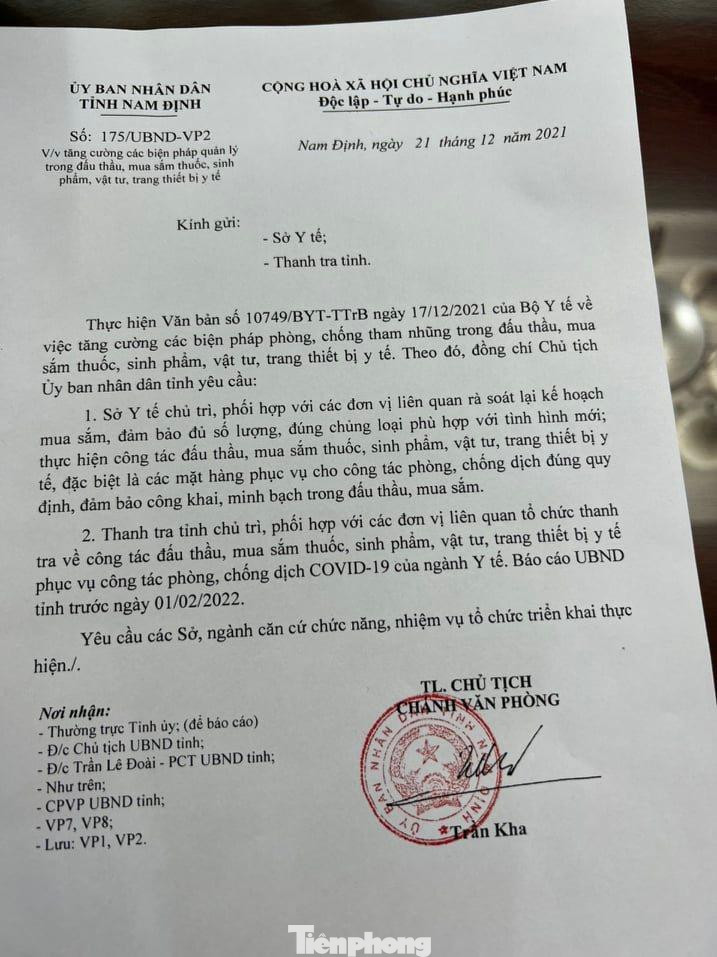 Chủ tịch UBND tỉnh Nam Định chỉ đạo thanh tra việc đấu thầu, mua sắm thiết bị y tế phòng chống dịch. Ảnh: Hoàng Long Chủ tịch UBND tỉnh Nam Định chỉ đạo thanh tra việc đấu thầu, mua sắm thiết bị y tế phòng chống dịch. Ảnh: Hoàng Long