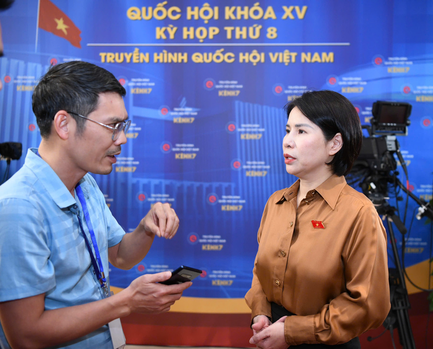 Đại biểu Quốc hội Trần Thị Nhị Hà trao đổi với phóng viên. Ảnh: Như Ý