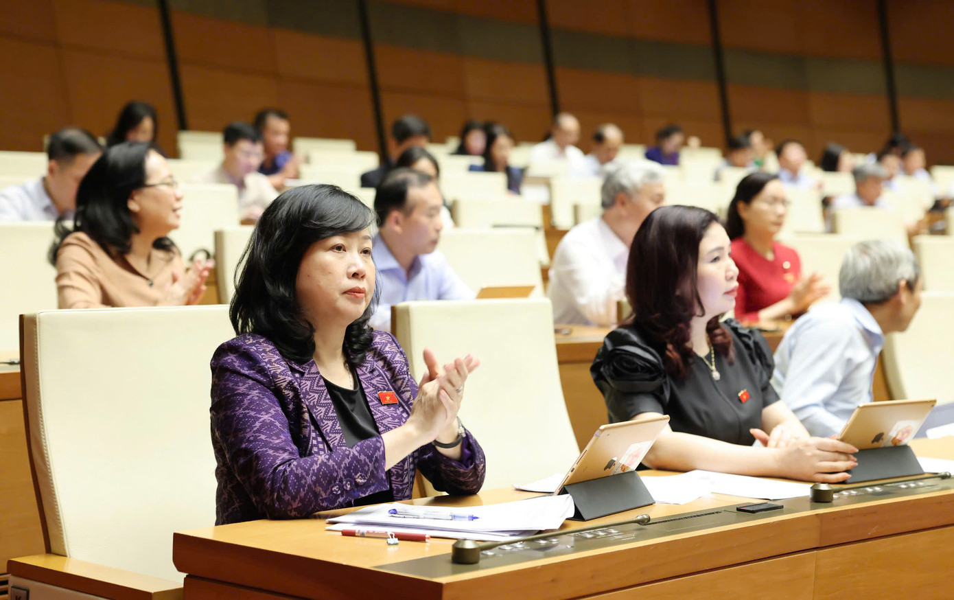 Các đại biểu Quốc hội tại phiên họp ngày 23/11. Ảnh: Như Ý Các đại biểu Quốc hội tại phiên họp ngày 23/11. Ảnh: Như Ý