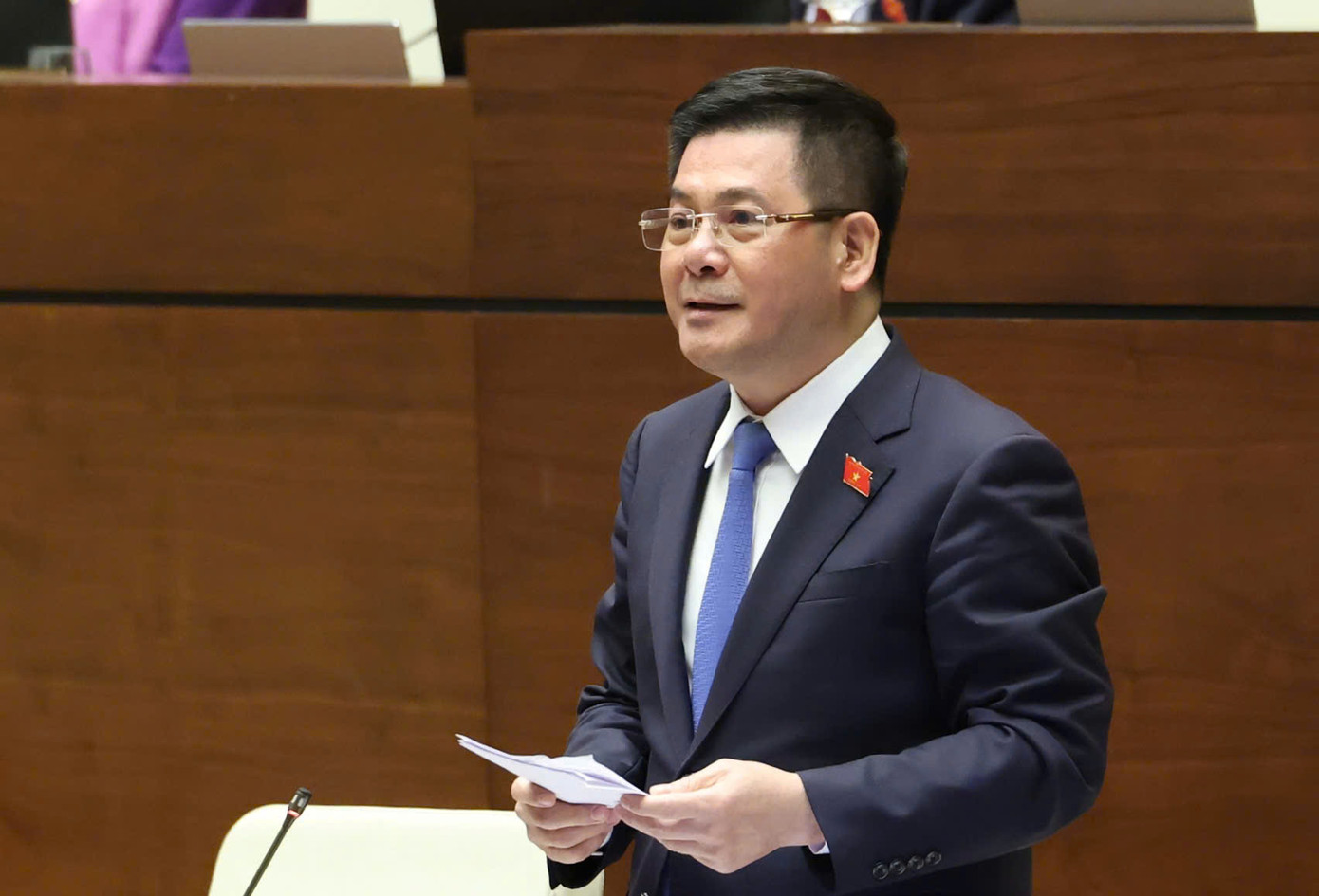 Bộ trưởng Bộ Công Thương: Dự thảo đã bổ sung quy định quản lý hóa chất trong toàn bộ vòng đời. Ảnh: Như Ý