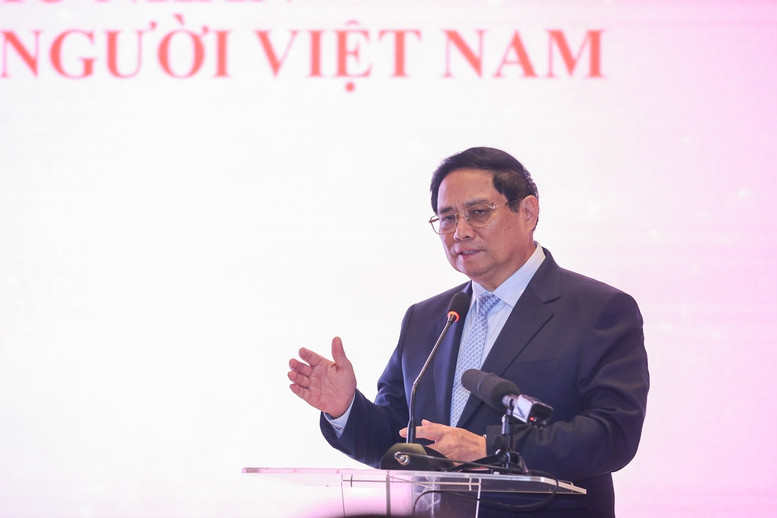 Thủ tướng Phạm Minh Chính phát biểu tại cuộc gặp mặt. Ảnh: Nhật Bắc.