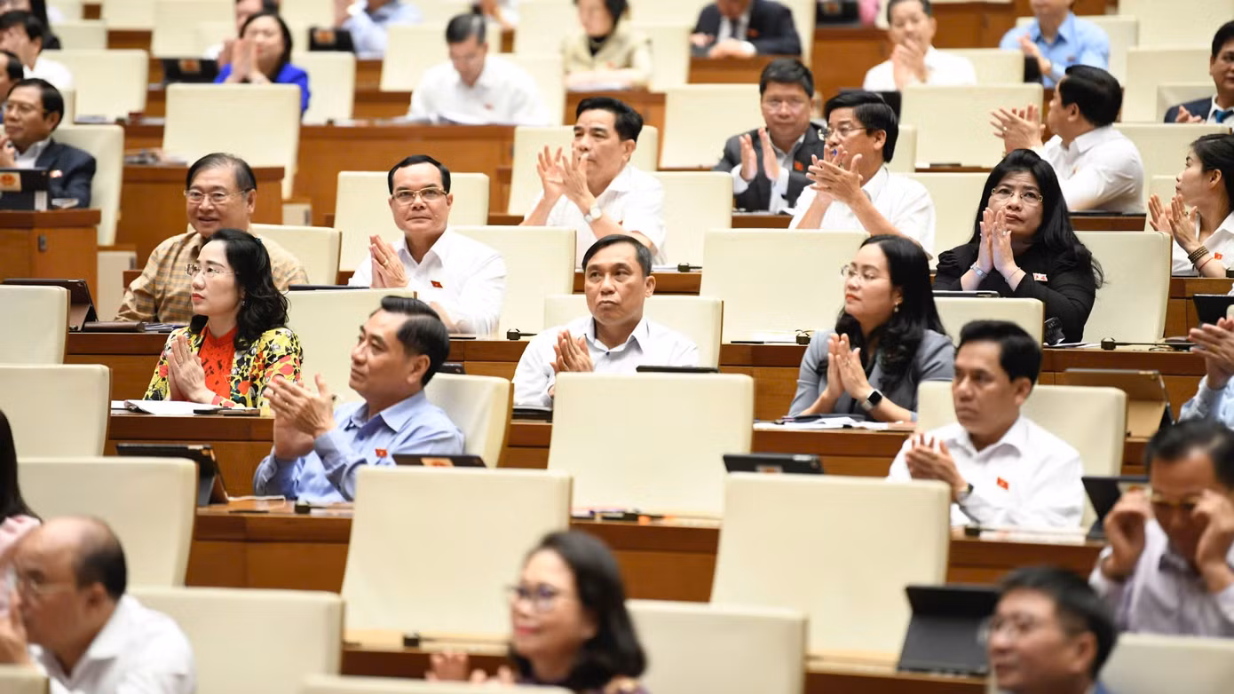 Các đại biểu Quốc hội tại Kỳ họp thứ 8, Quốc hội khóa XV. Ảnh: Như Ý.