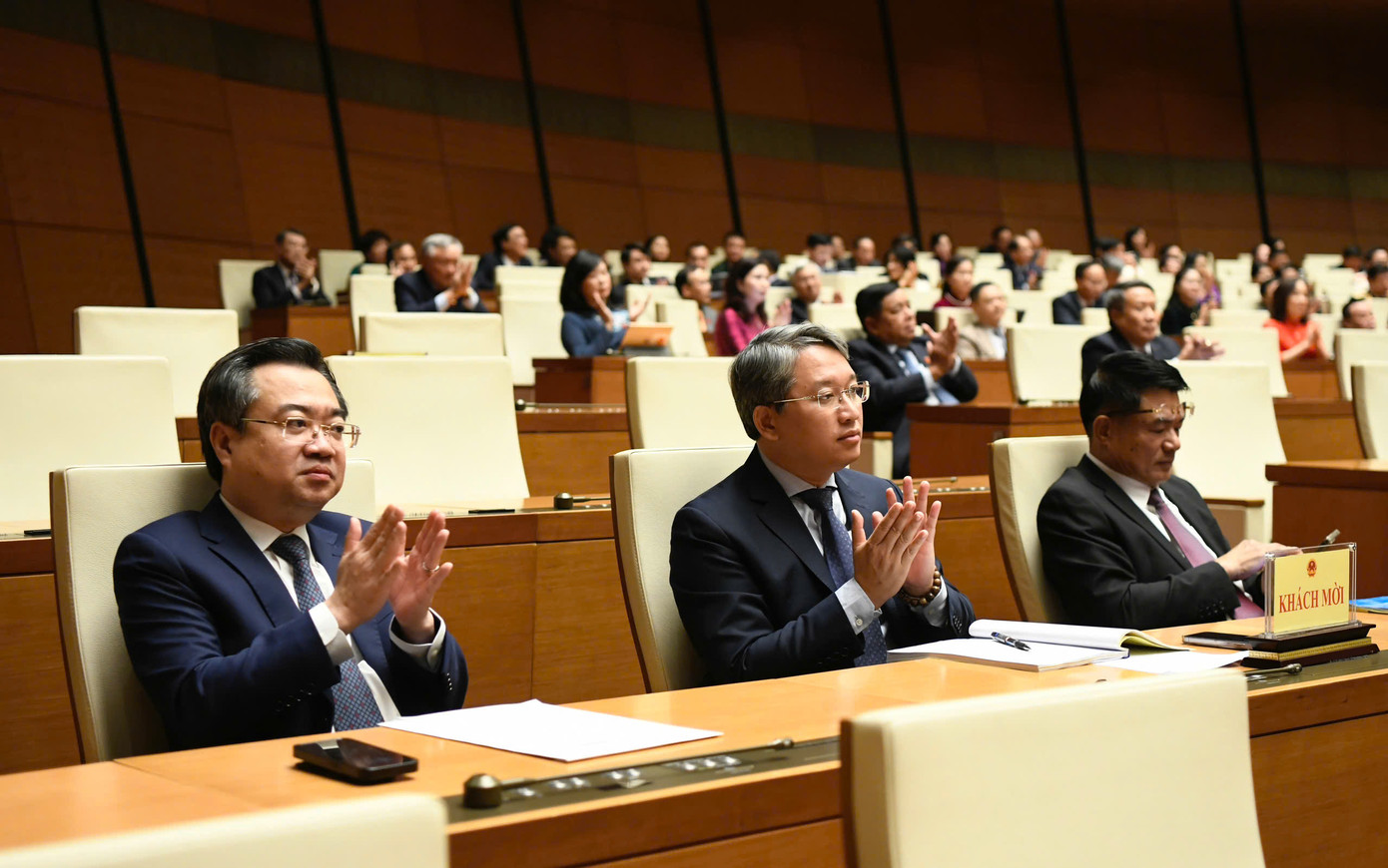 Các đại biểu tham dự phiên bế mạc chiều 30/11. Ảnh: Như Ý. Các đại biểu tham dự phiên bế mạc chiều 30/11. Ảnh: Như Ý.