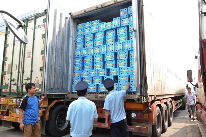 Theo Bộ NN&PTNT, hiện Trung Quốc đang siết chặt việc kiểm tra các lô hàng nông sản về bao bì, nguồn gốc xuất xứ..., các doanh nghiệp cần cập nhật thông tin để đáp ứng yêu cầu từ phía họ Theo Bộ NN&PTNT, hiện Trung Quốc đang siết chặt việc kiểm tra các lô hàng nông sản về bao bì, nguồn gốc xuất xứ..., các doanh nghiệp cần cập nhật thông tin để đáp ứng yêu cầu từ phía họ