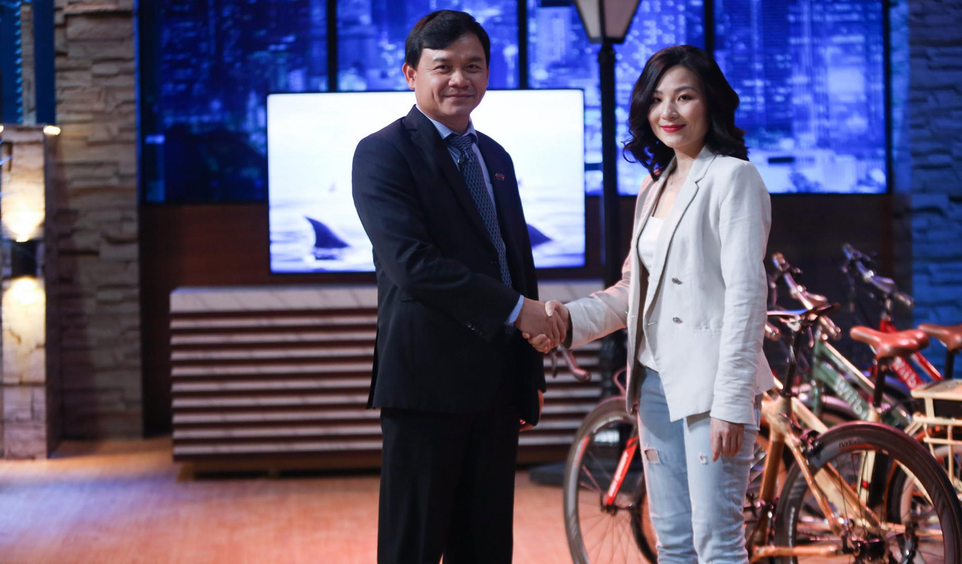 Theo các chuyên gia, những lời nói của các shark thể hiện sự cợt nhã, thiếu tôn trọng người tham gia