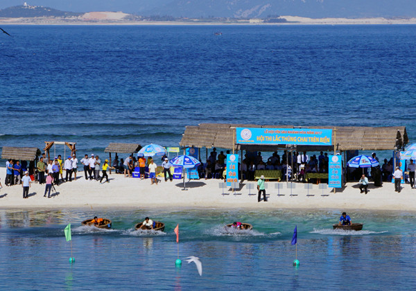 Đảo yến Hòn Nội và bãi tắm đôi có một không hai ảnh 4