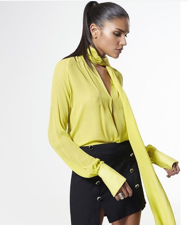 Nhan sắc người mẫu khiến ngôi sao Neymar bỏ hôn thê ảnh 2