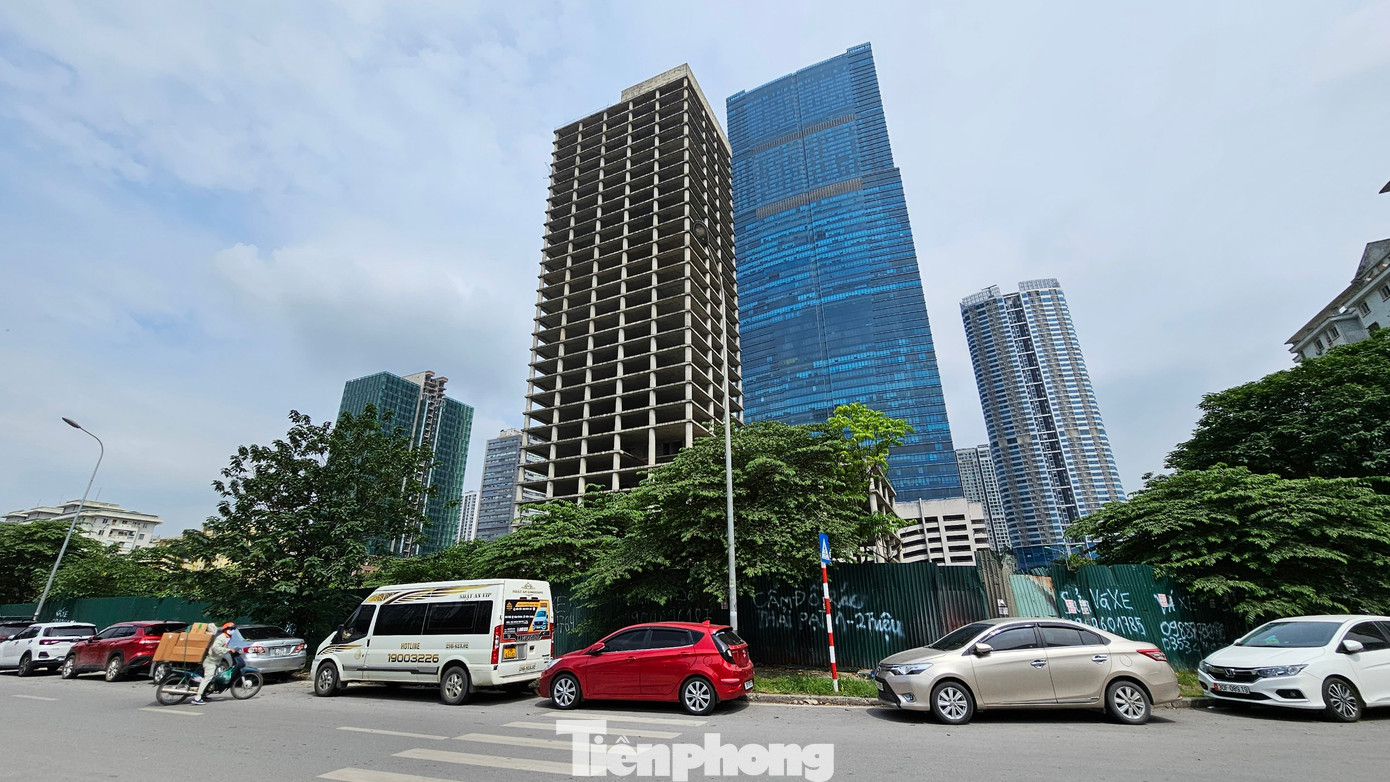 Dự án Keangnam Hanoi Landmark Tower tại khu E6 khu đô thị mới Cầu Giấy, phường Mễ Trì (quận Nam Từ Liêm) của nhà đầu tư Hàn Quốc nằm trong kế hoạch kiểm tra.