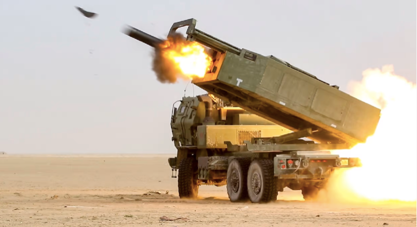 Một hệ thống lựu pháo HIMARS Một hệ thống lựu pháo HIMARS