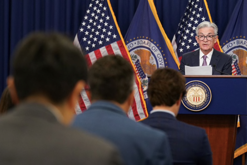 Chủ tịch Fed Jerome Powell phát biểu trong cuộc họp thông báo về tăng lãi suất. (Ảnh: Reuters) Chủ tịch Fed Jerome Powell phát biểu trong cuộc họp thông báo về tăng lãi suất. (Ảnh: Reuters)