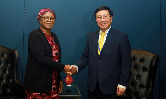 Phó Thủ tướng Thường trực Phạm Bình Minh tiếp Bộ trưởng Ngoại giao Malawi Nency Tembo. (Ảnh: VGP) Phó Thủ tướng Thường trực Phạm Bình Minh tiếp Bộ trưởng Ngoại giao Malawi Nency Tembo. (Ảnh: VGP)