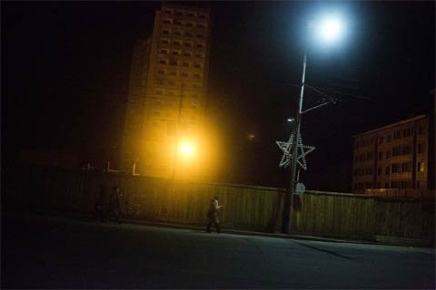 Phố về đêm ở trung tâm Bình Nhưỡng ngày 21/2