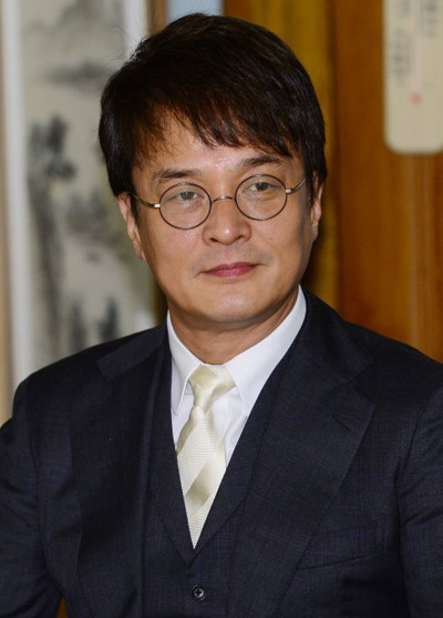 Showbiz 6/3: Ca sĩ Nam Khang đi cùng Châu Việt Cường trong ngày gây án ảnh 3