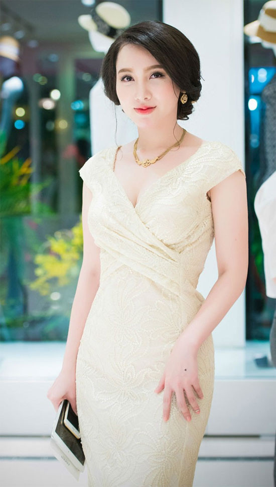 MC Minh Hà hiến toàn bộ cơ thể, chia sẻ về 'quà giá trị' dịp 8/3 ảnh 1