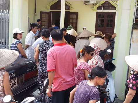 Người dân hoang mang khi liên tục xảy ra hiện tượng sụt lún