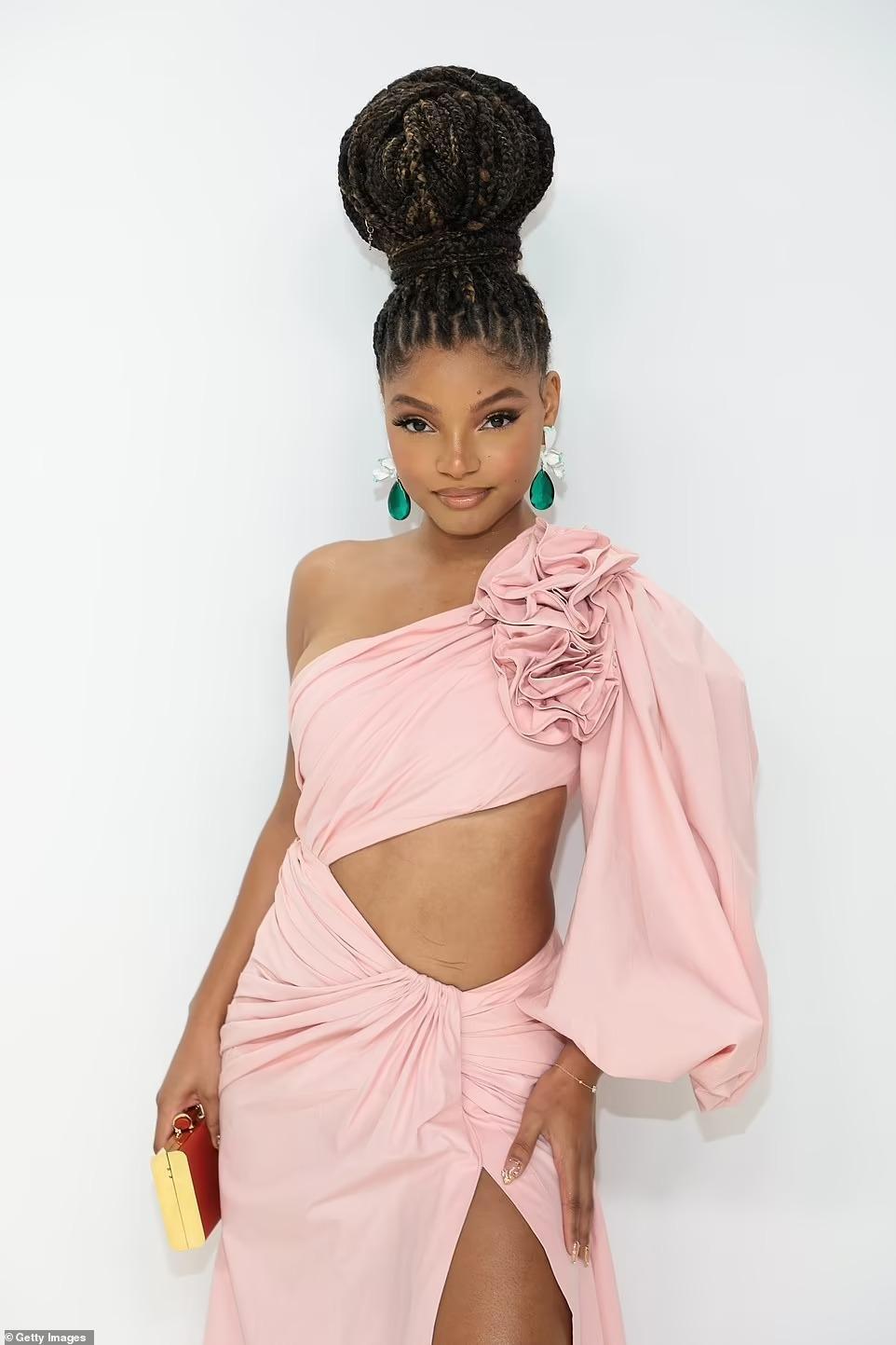 Nàng tiên cá da màu Halle Bailey. Ảnh: Getty Images.