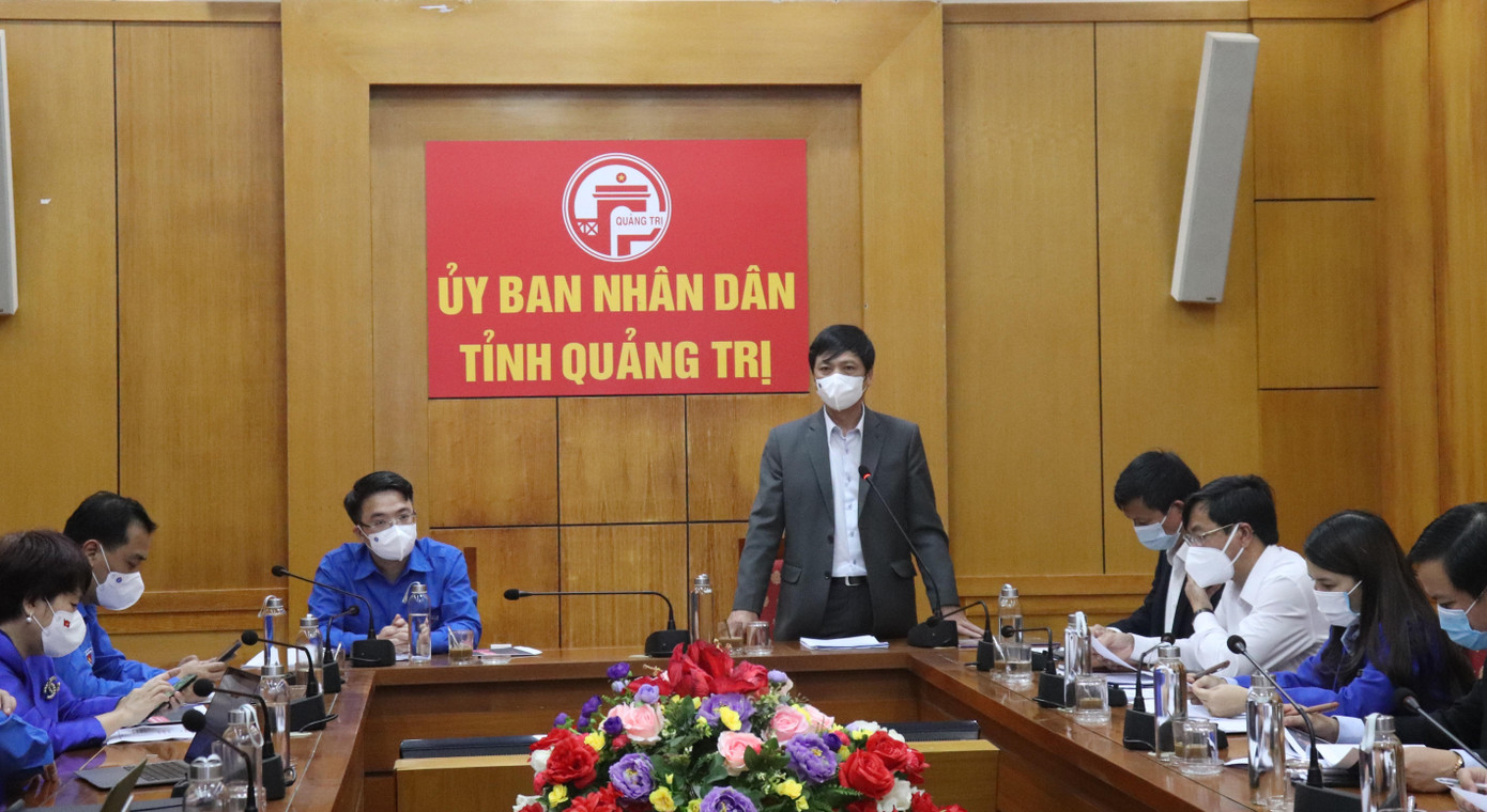 Quang cảnh buổi làm việc giữa UBND tỉnh Quảng Trị và đoàn công tác của Trung ương Đoàn TNCS Hồ Chí Minh chuẩn bị cho các hoạt động kỷ niệm 75 năm Ngày Thương binh-Liệt sĩ 27/7 (1947-2022) và hướng đến Lễ hội Vì Hòa bình diễn ra tại Quảng Trị.