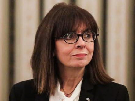 Nữ Tổng thống Hy Lạp Katerina Sakellaropoulou sinh năm 1956