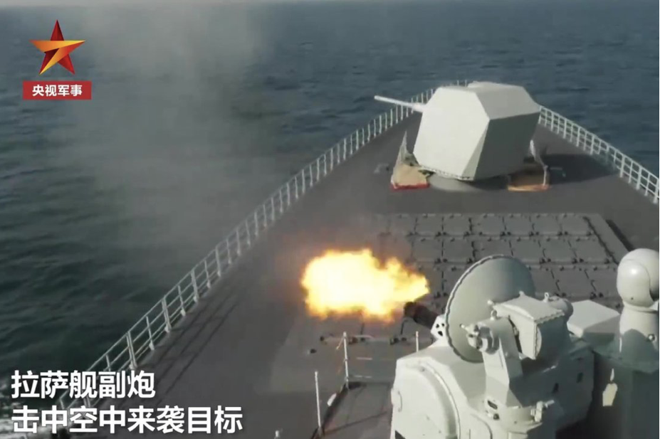 Đợt tập trận trong 3 ngày trên biển Hoàng Hải thực hiện các bài tập phòng không, diệt hạm và chống ngầm. (Ảnh: Weibo)