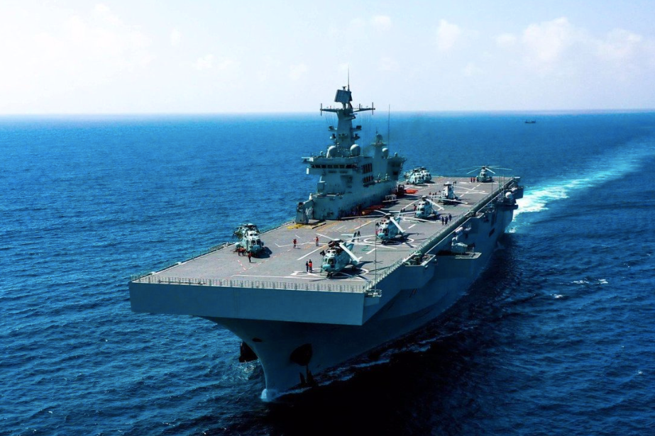 Tàu đổ bộ tấn công Type 075 Hải Nam của Hải quân Trung Quốc. (Ảnh: SCMP) Tàu đổ bộ tấn công Type 075 Hải Nam của Hải quân Trung Quốc. (Ảnh: SCMP)