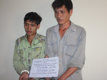 Hai đối tượng Hịa (phải) và Hạnh. Hai đối tượng Hia (phải) và Hanh