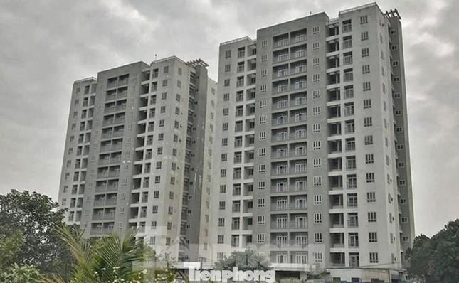 Cùng với việc chấn chỉnh hoạt động phát hành trái phiếu doanh nghiệp báo hiệu những khó khăn đối với việc huy động vốn cho các doanh nghiệp phát triển địa ốc.