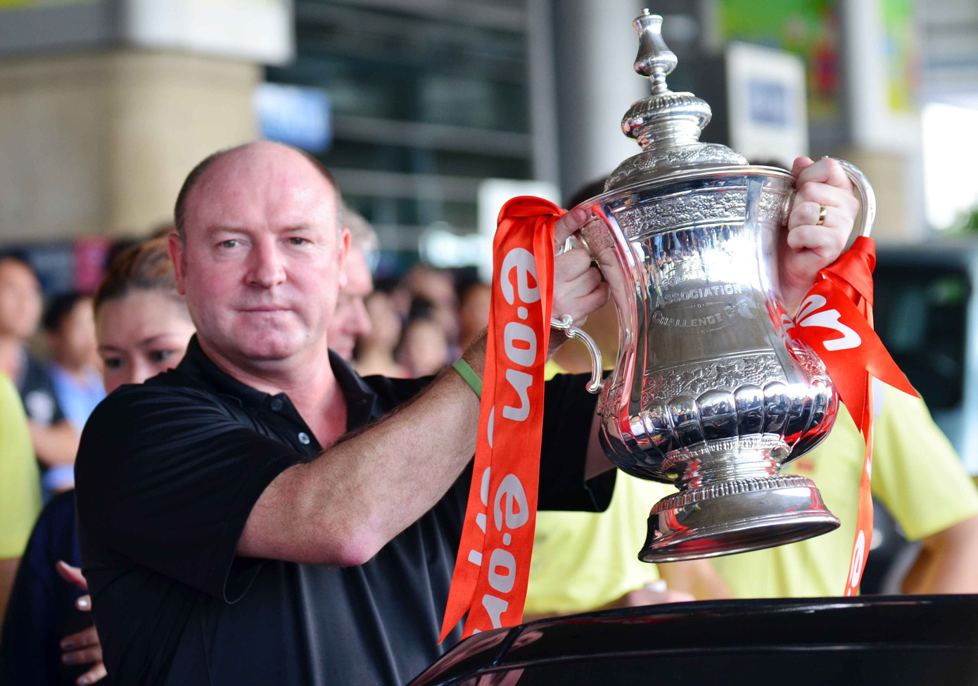 Ông đã có 2 lần đoạt Cup FA cùng Liverpool trong những mùa giải 1985/86 và 1988/89