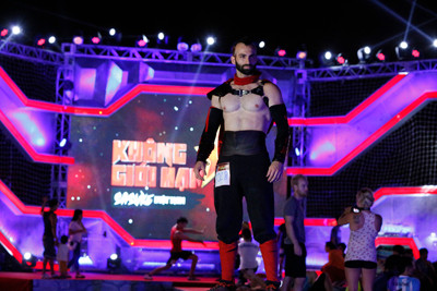 Ngắm hình thể vạm vỡ của dàn thí sinh Không giới hạn – Sasuke Việt Nam mùa 2 ảnh 8